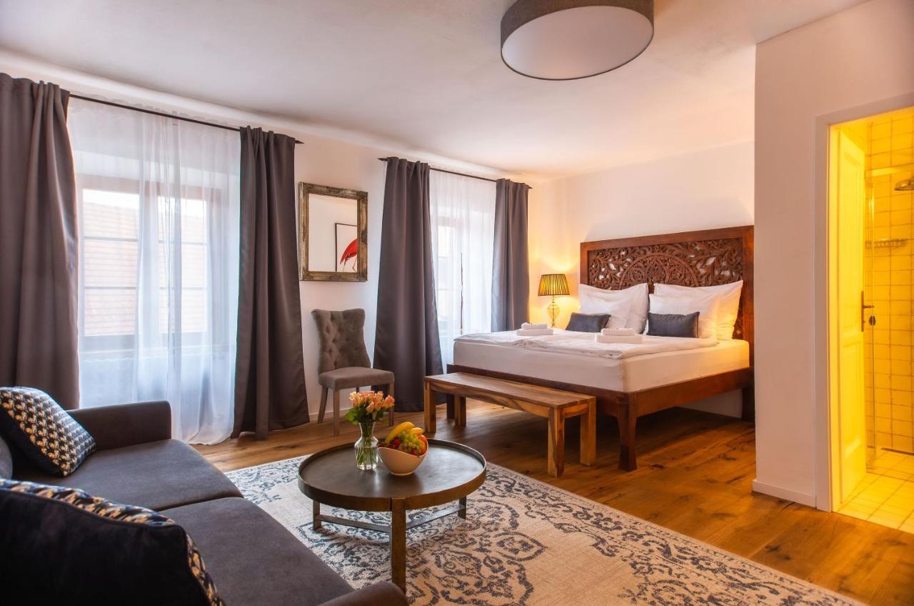 Pension Adalbert Чески-Крумлов Экстерьер фото